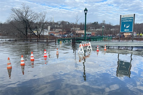 flooded street gardiner december 2023.jpg